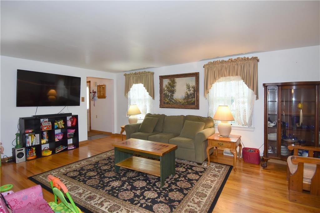 1980 Red Coach Road Allison Park, PA 15101 - Photo 7 of 24 Gallery Image 7