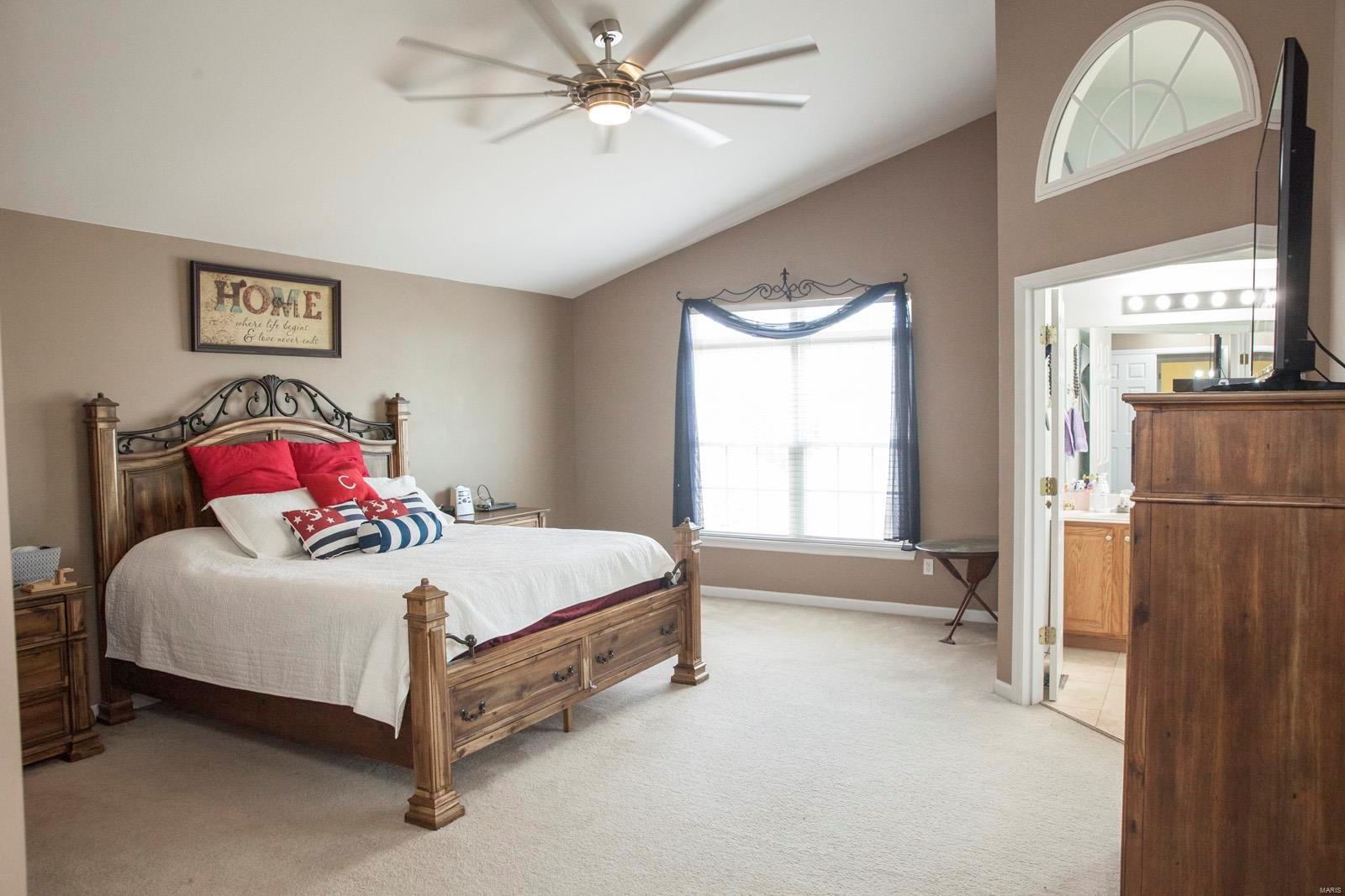 542 Rascal Crossing O'Fallon, MO 63366 - Photo 13 of 27 Gallery Image 13