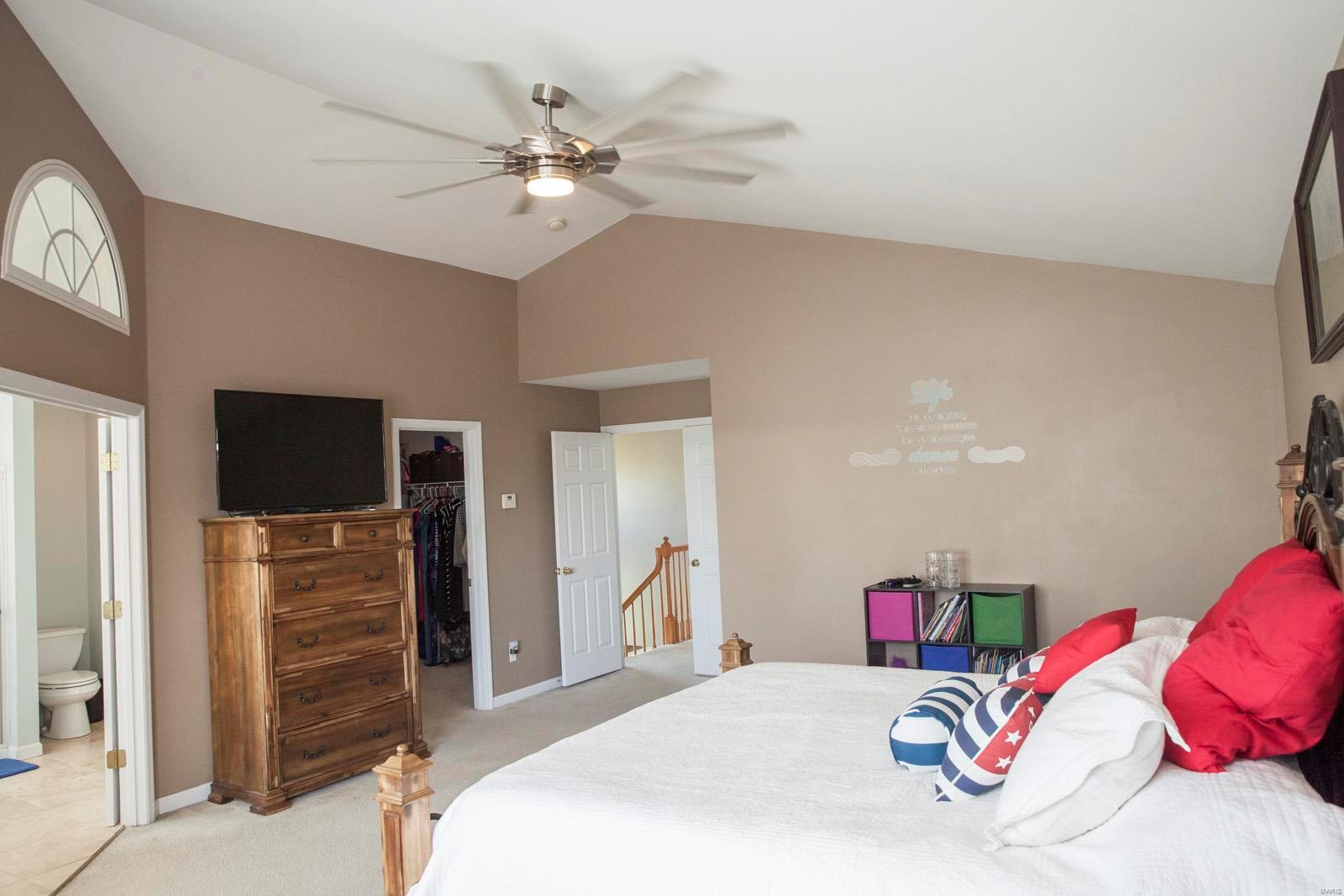 542 Rascal Crossing O'Fallon, MO 63366 - Photo 15 of 27 Gallery Image 15