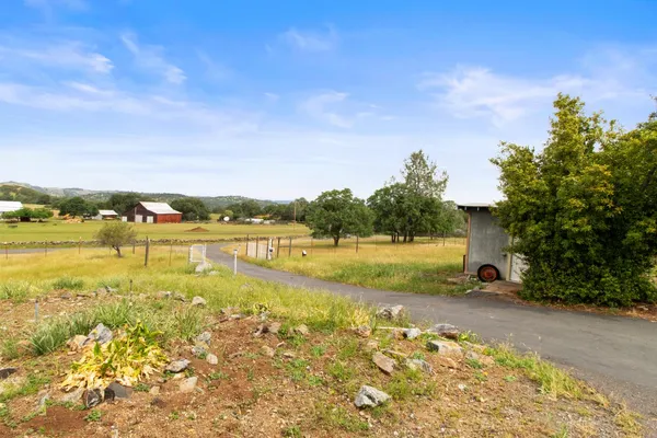 $425,000 | 8185 French Flat Road, Jamestown, CA 95327