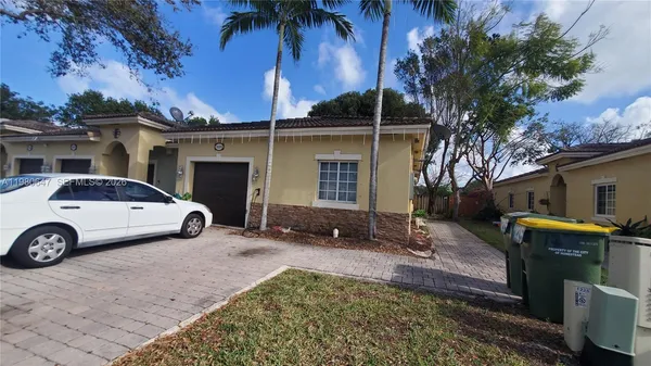 $2,850 | 1225 Northeast 32nd Avenue, Homestead, FL 33033