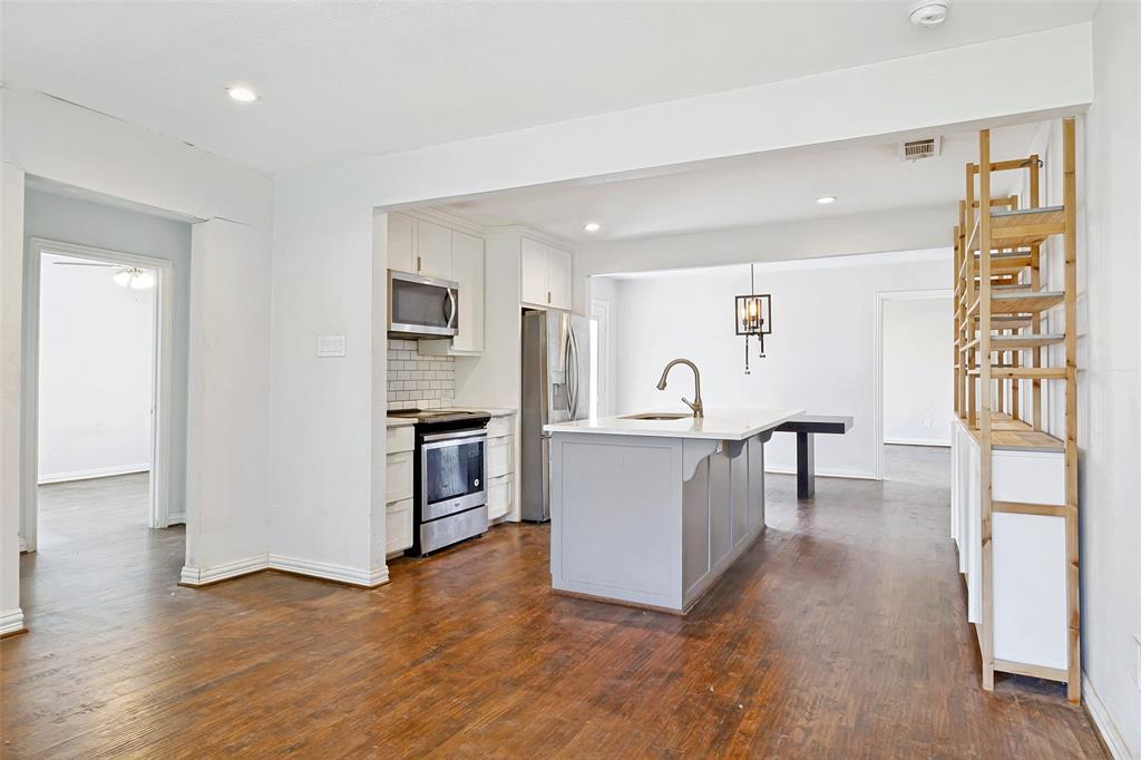 1646 BriarCliff Road Dallas, TX 75235 - Photo 17 of 32