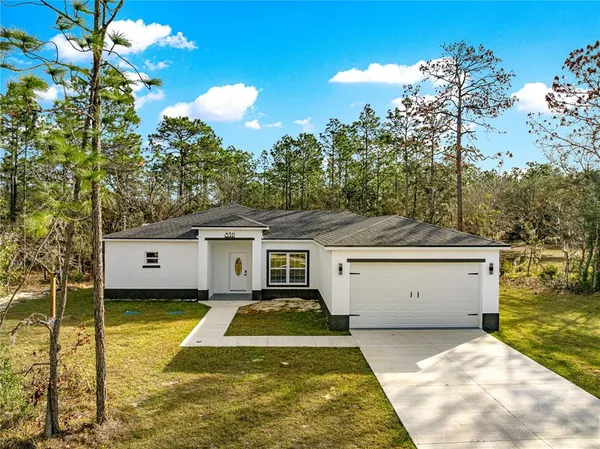 $2,150 | 8311 Southwest 136th Terrace, Dunnellon, FL 34432