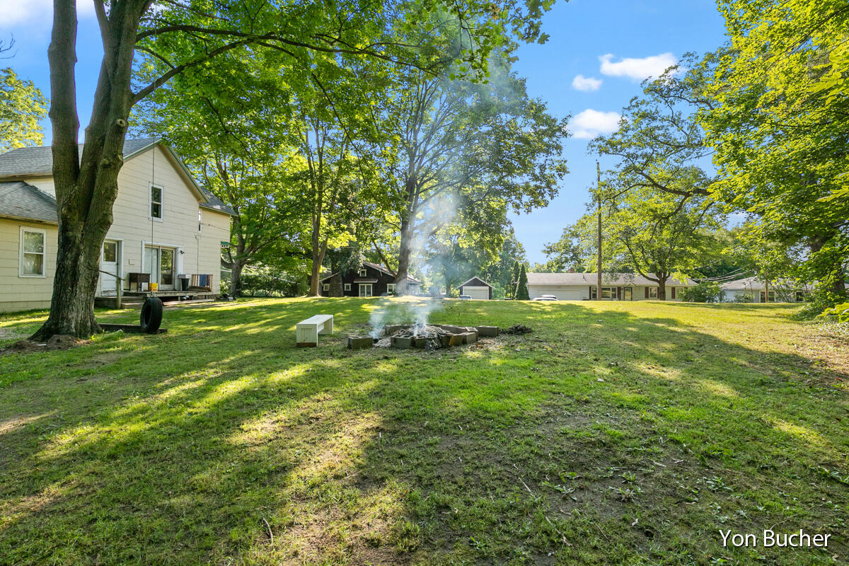 104 West State Road Hastings, MI 49058 - Photo 6 of 20 IMG_1018