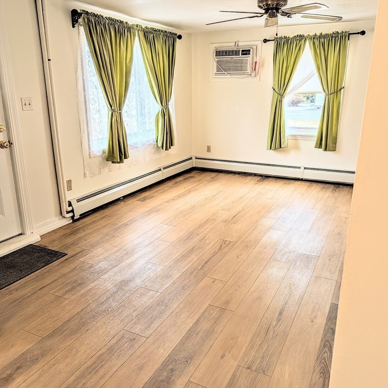 5 Clarendon Road Auburn, MA 01501 - Photo 12 of 34