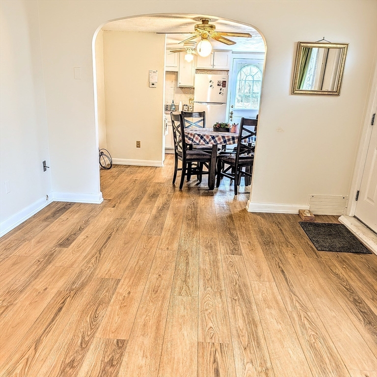 5 Clarendon Road Auburn, MA 01501 - Photo 13 of 34