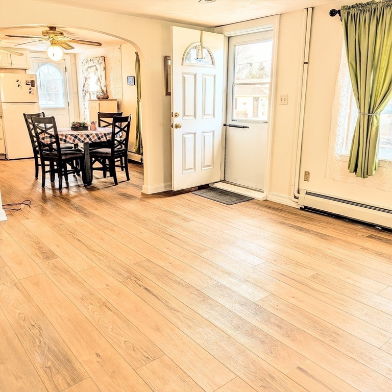 5 Clarendon Road Auburn, MA 01501 - Photo 18 of 34