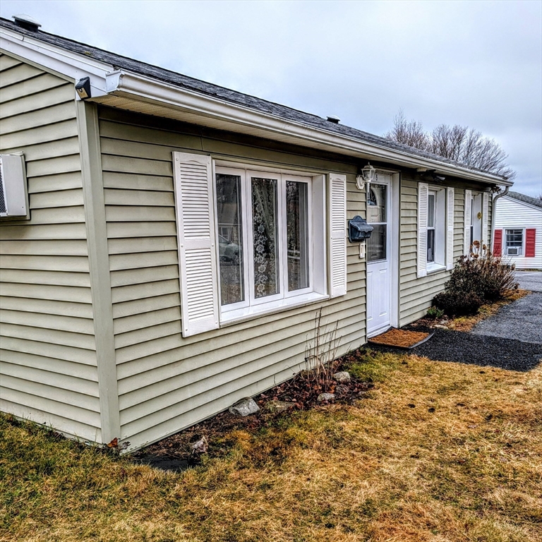 5 Clarendon Road Auburn, MA 01501 - Photo 7 of 34