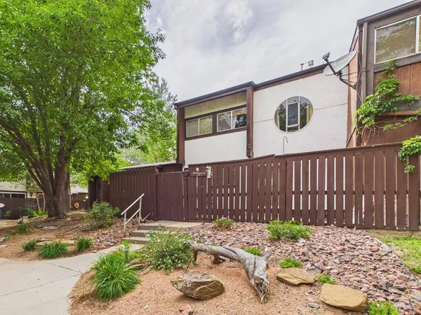 $155,000 | 164 Bonnymede Road, Unit E, Pueblo, CO 81001