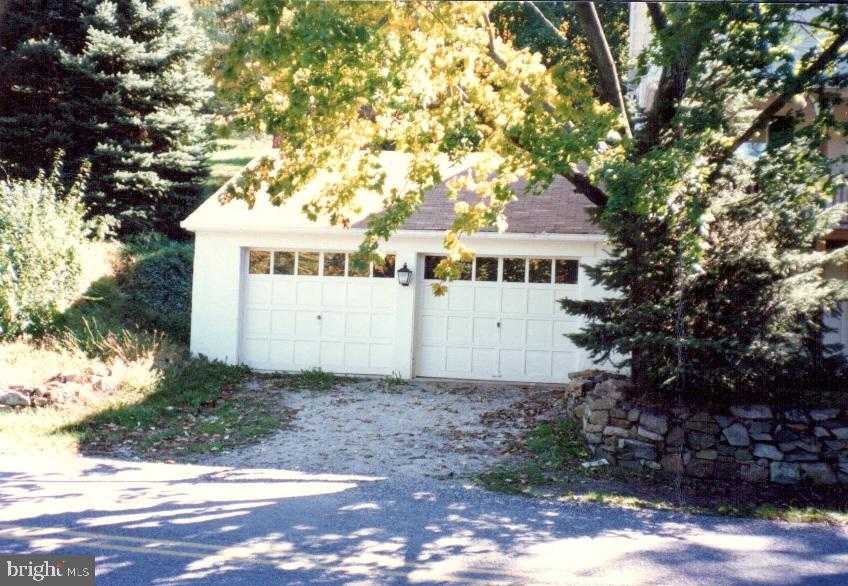 1322 Hollow Road Chester Springs, PA 19425 - Photo 16 of 16 Garage
