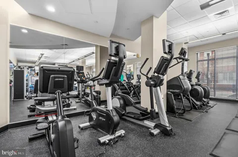 $547,000 | 520 John Carlyle Street, Unit 108, Alexandria, VA 22314