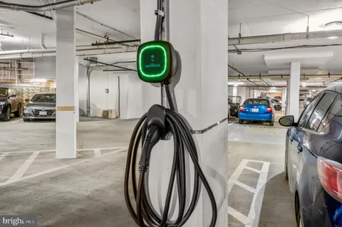 $547,000 | 520 John Carlyle Street, Unit 108, Alexandria, VA 22314