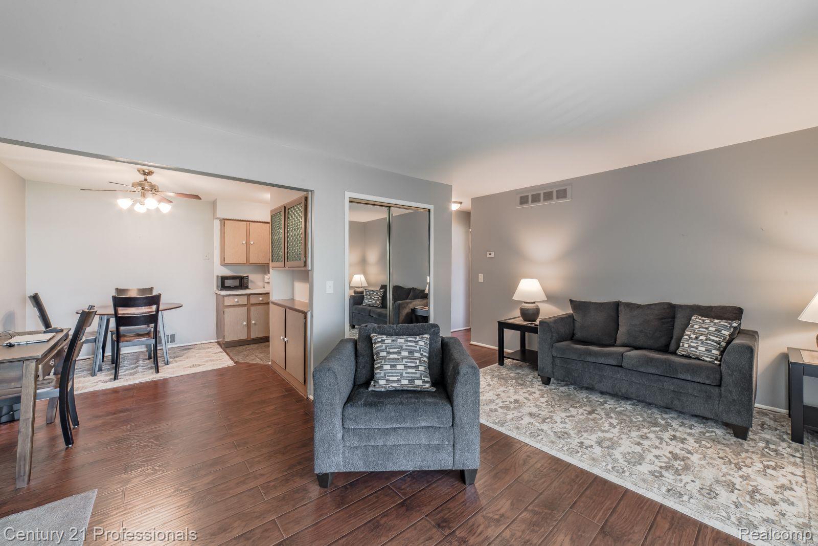 29201 Hayes Road, Unit 7 Warren, MI 48088 - Photo 9 of 26 Gallery Image 9