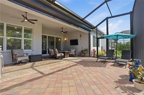 a house view with a outdoor space
