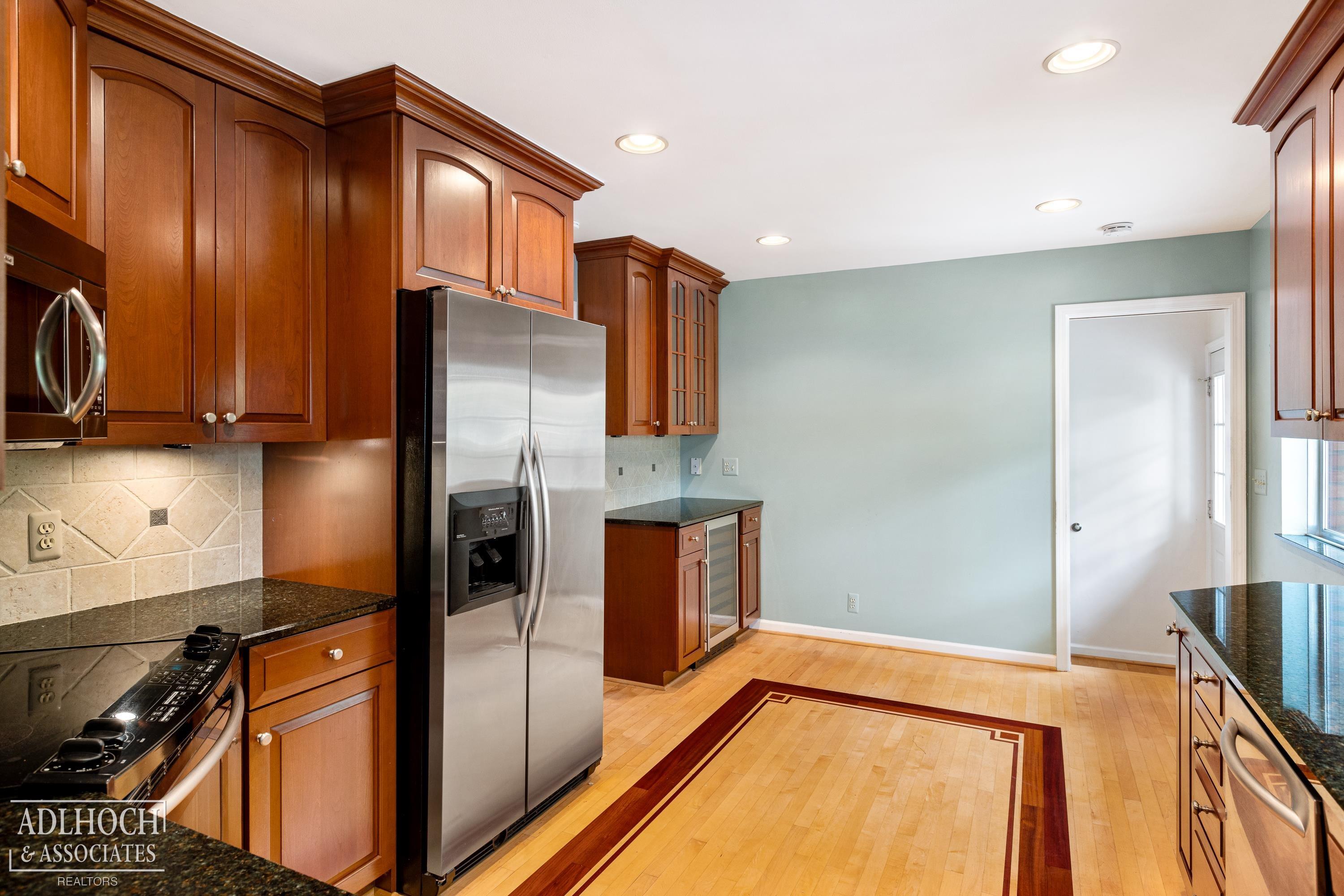 442 Barclay Road Grosse Pointe, MI 48236 - Photo 13 of 34 kitchen