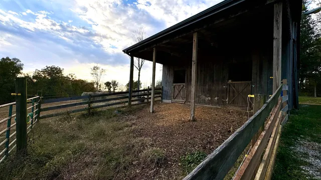 $699,900 | 15597 Buck Knob Lane, Loogootee, IN 47553