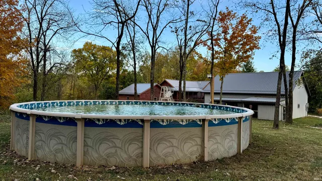 $699,900 | 15597 Buck Knob Lane, Loogootee, IN 47553