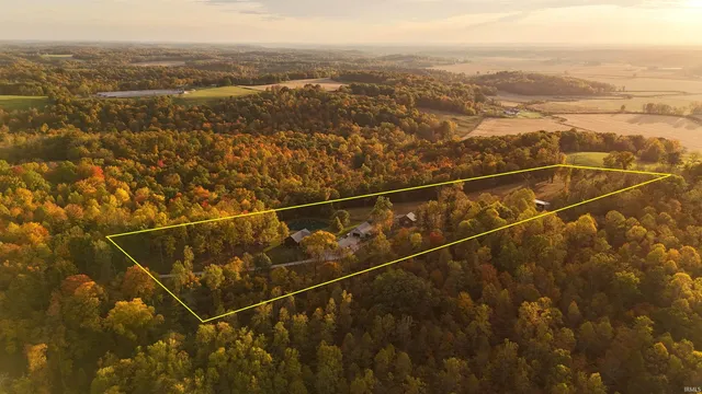 $699,900 | 15597 Buck Knob Lane, Loogootee, IN 47553