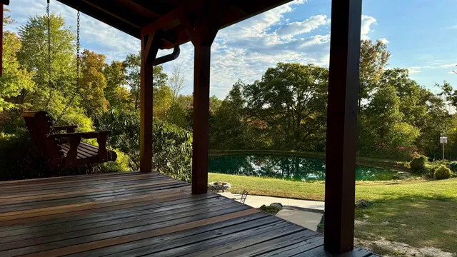 $699,900 | 15597 Buck Knob Lane, Loogootee, IN 47553