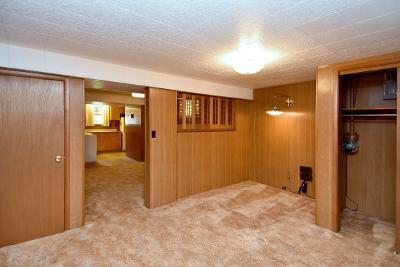 186 McIntyre Road Pittsburgh, PA 15237 - Photo 15 of 25 In law suite bedroom.....