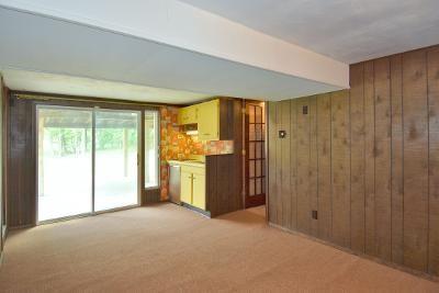 186 McIntyre Road Pittsburgh, PA 15237 - Photo 21 of 25 Exit to the patio!