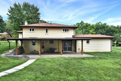 186 McIntyre Road Pittsburgh, PA 15237 - Photo 22 of 25 This shows the patio and the exit to the rear yard!