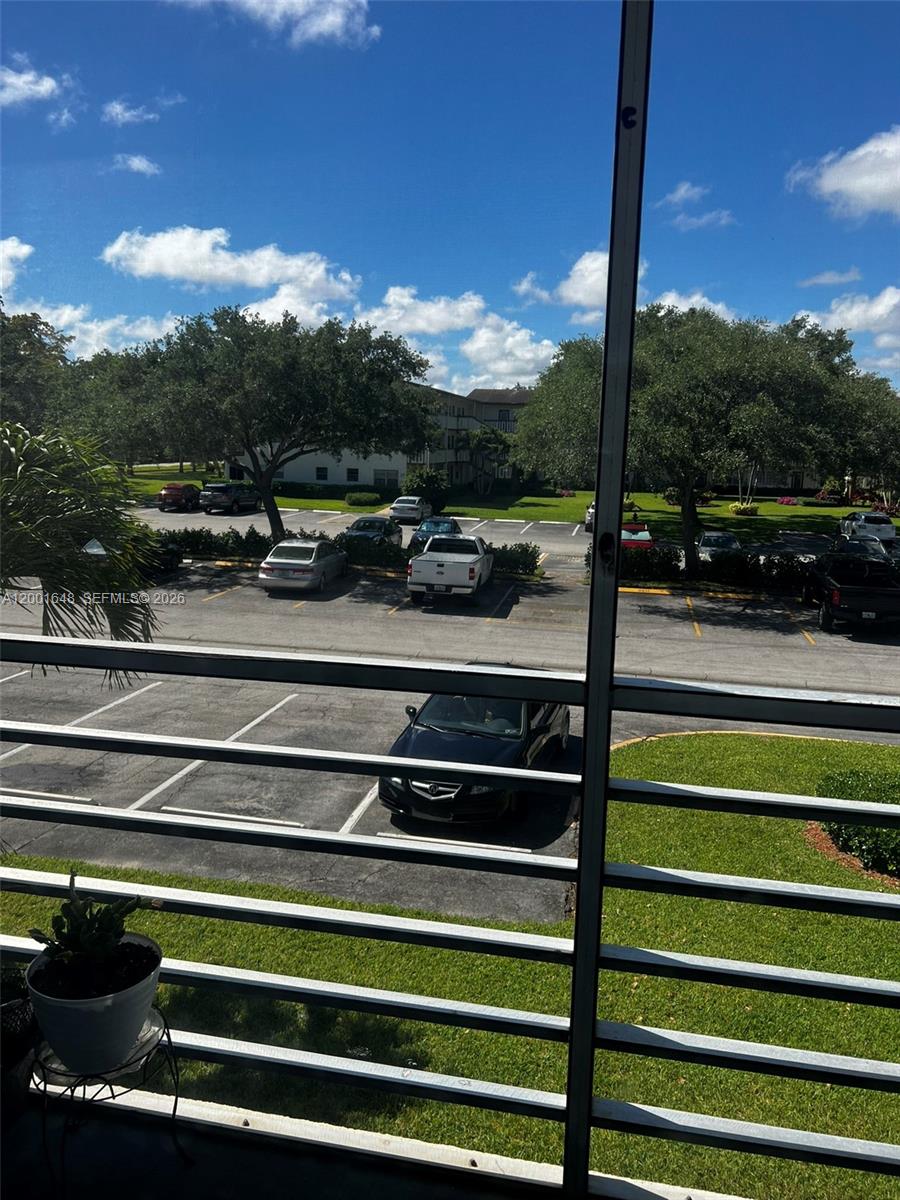400 Mansfield I, Unit J Boca Raton, FL 33434 - Photo 36 of 40