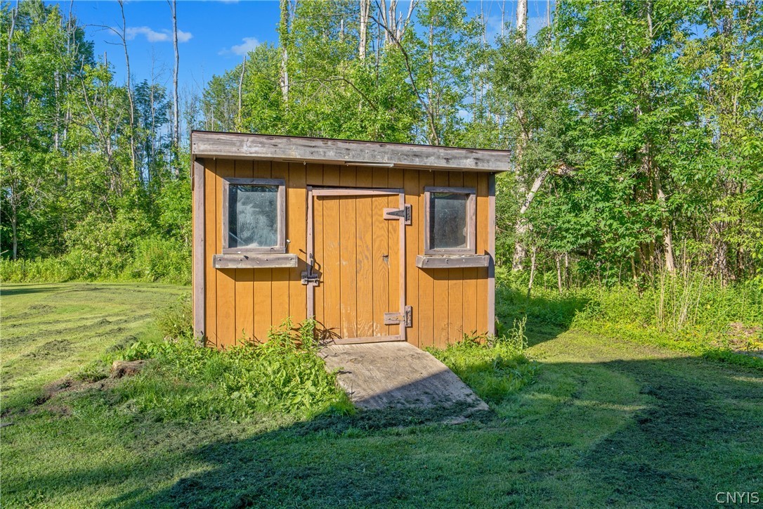 4735 Grange Road Clay, NY 13041 - Photo 34 of 44