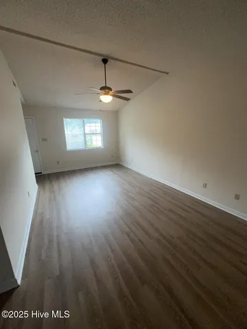 $975 | 1708 Wine Press Court, Midway Park, NC 28544