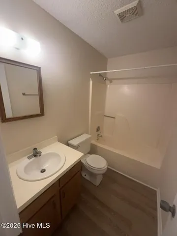 $975 | 1708 Wine Press Court, Midway Park, NC 28544