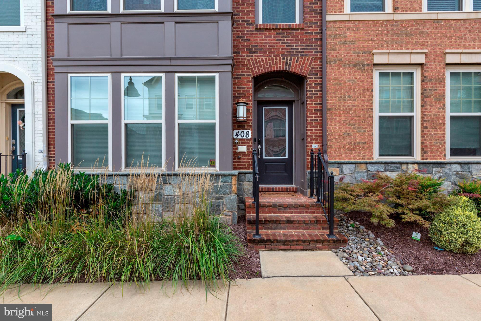 408 Hendrix Avenue Gaithersburg, MD 20878 - Photo 2 of 62 Front Entry