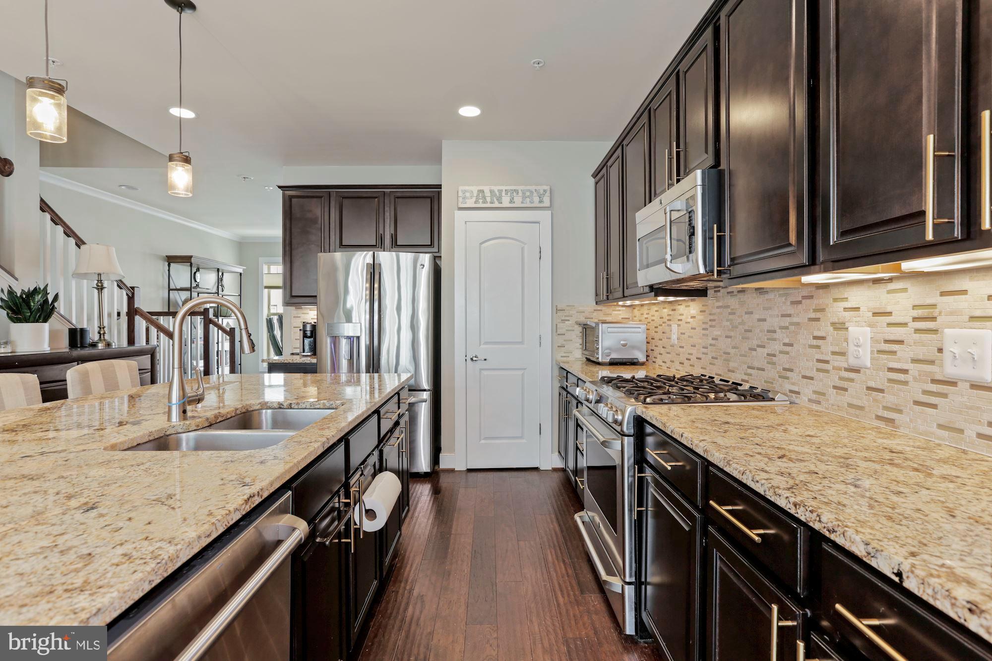 408 Hendrix Avenue Gaithersburg, MD 20878 - Photo 14 of 62