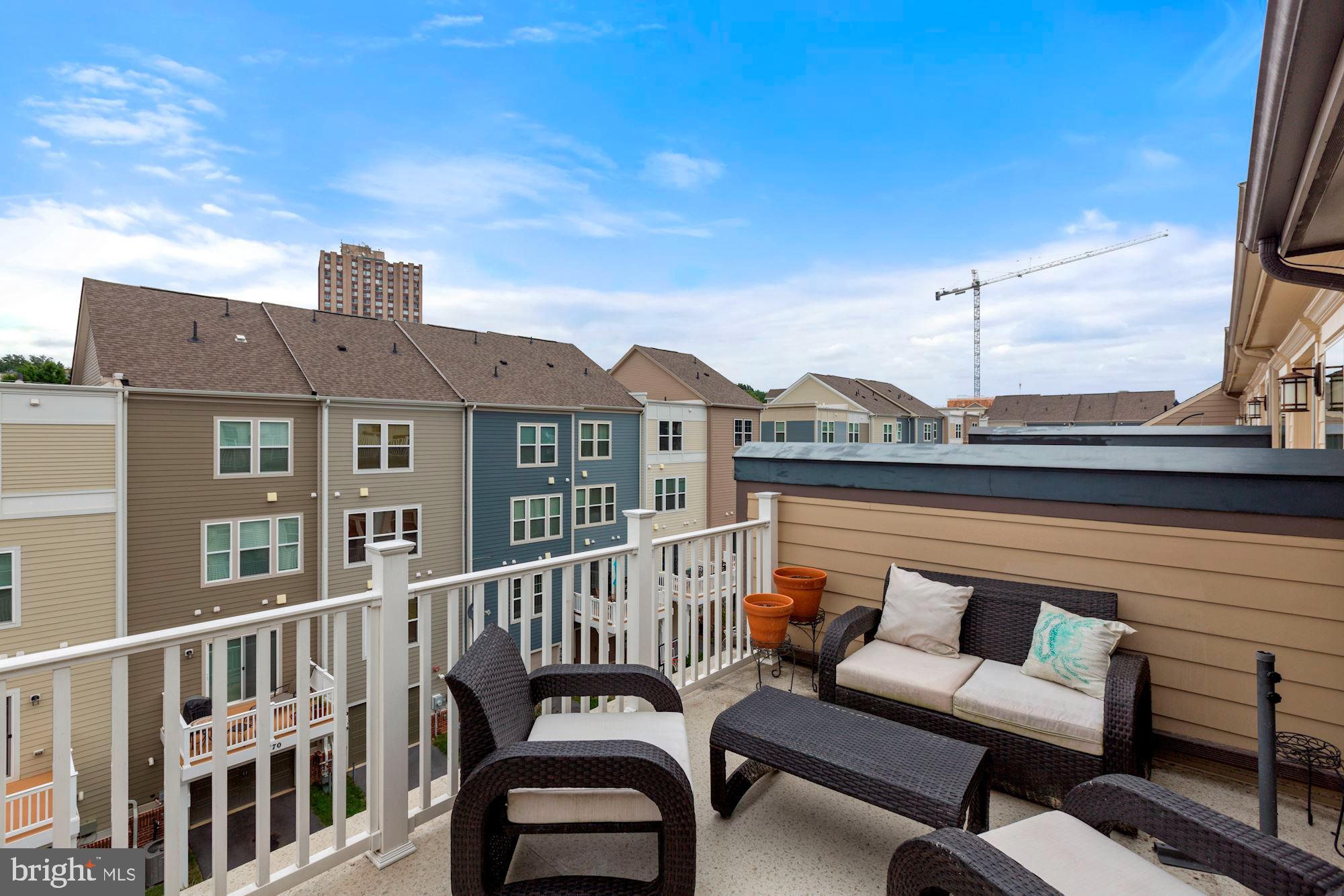 408 Hendrix Avenue Gaithersburg, MD 20878 - Photo 37 of 62 Rooftop Deck