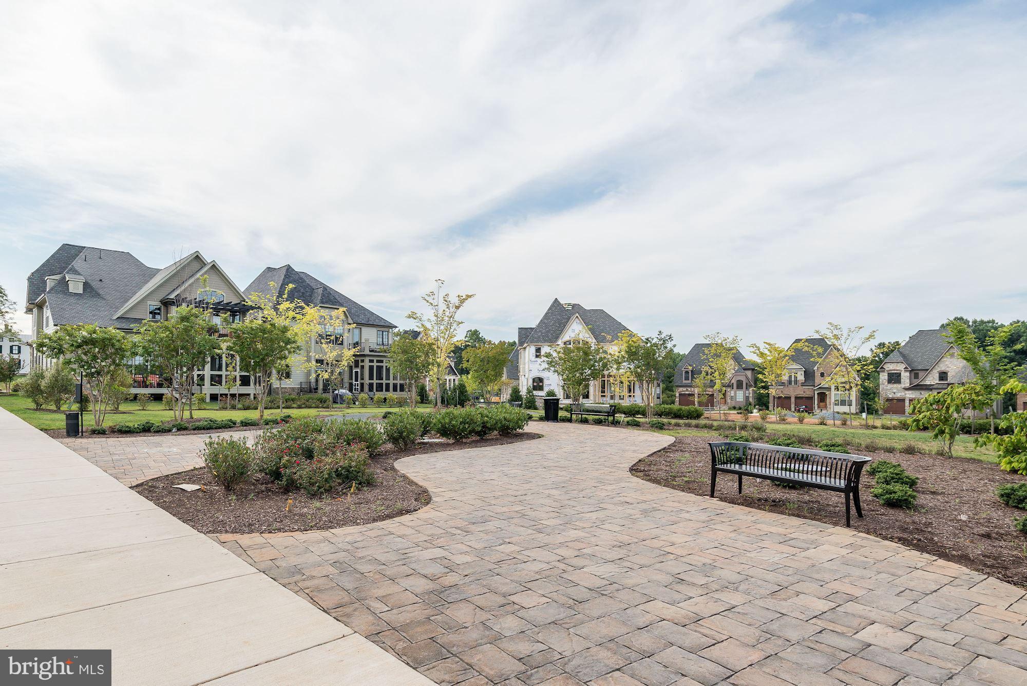 408 Hendrix Avenue Gaithersburg, MD 20878 - Photo 46 of 62 Walking Paths