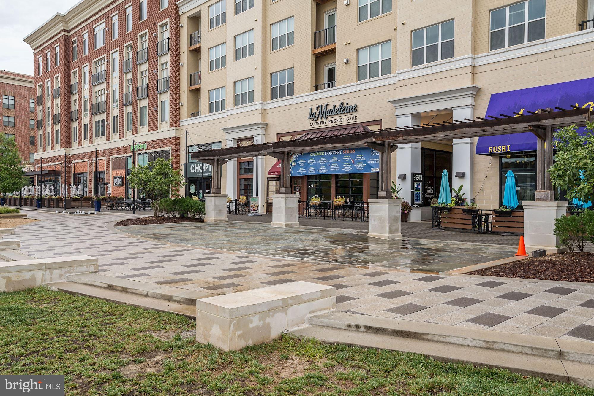 408 Hendrix Avenue Gaithersburg, MD 20878 - Photo 57 of 62 Restaurants