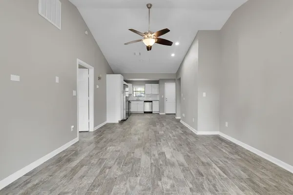 $1,725 | 3535 Balboa Circle, Montgomery, TX 77356