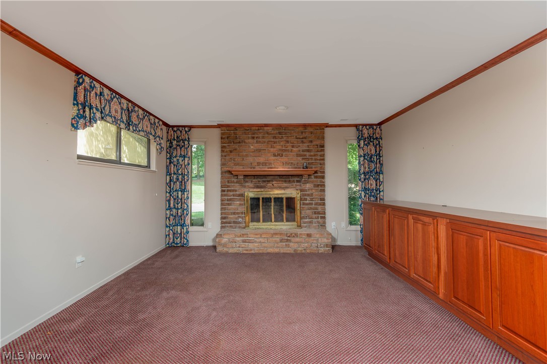 742 Hampton Ridge Drive Akron, OH 44313 - Photo 6 of 26 Family Room