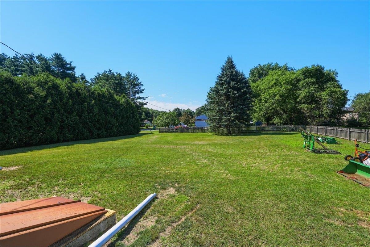 122 Meadow Road Milton, VT 05468 - Photo 27 of 29