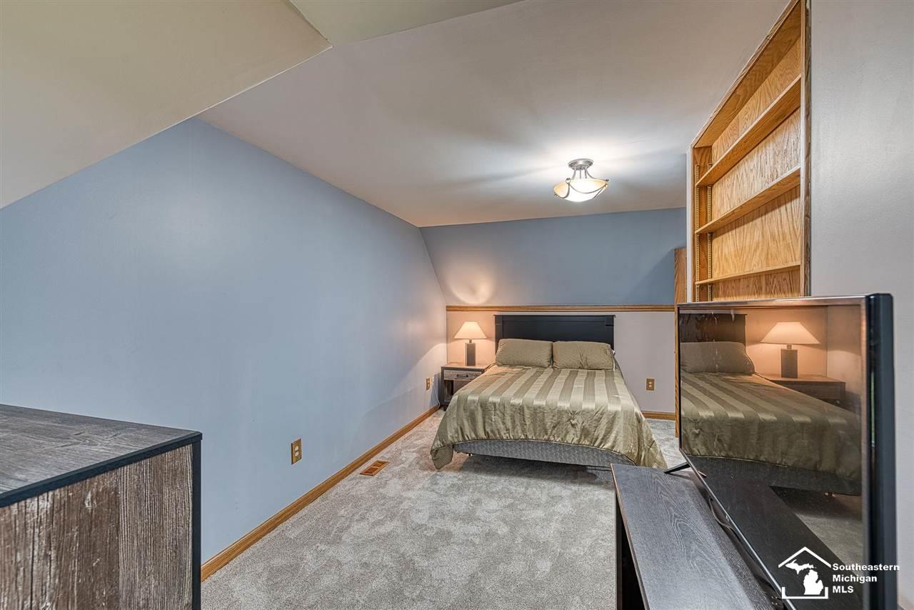 7696 War Road Newport, MI 48166 - Photo 20 of 47 50072049-19.JPG
