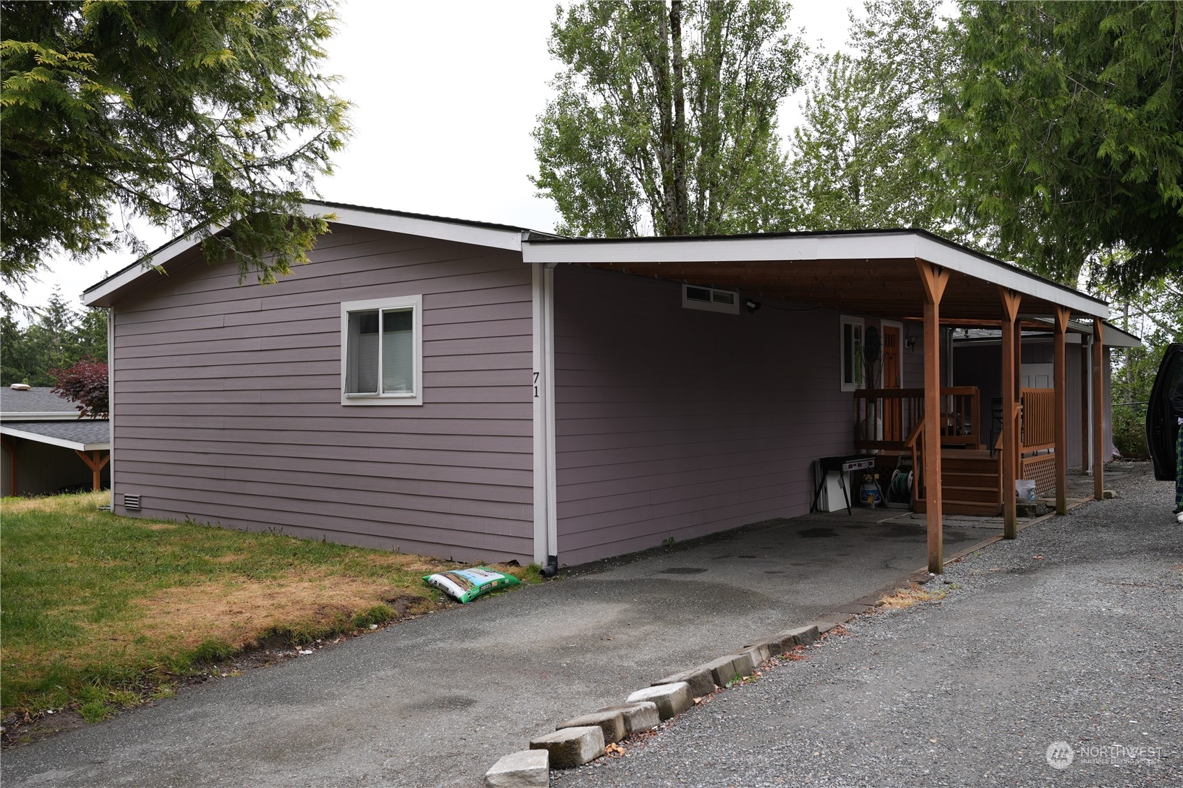 7701 Hardeson Road, Unit 71 Everett, WA 98203 - Photo 3 of 25 Gallery Image 3