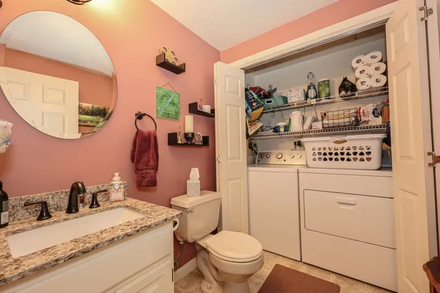 $450,000 | 65 Glastonbury Drive, Nashua, NH 03063