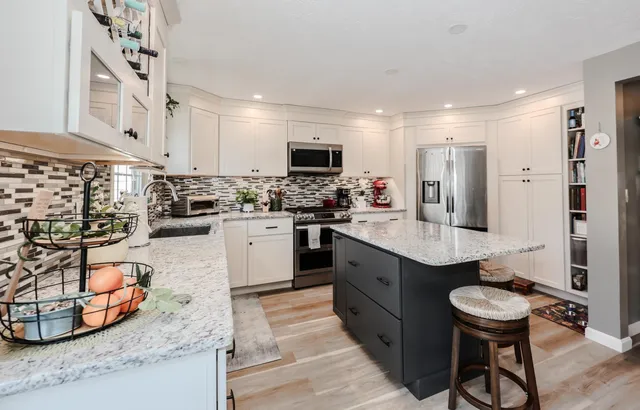 $450,000 | 65 Glastonbury Drive, Nashua, NH 03063