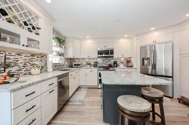 $450,000 | 65 Glastonbury Drive, Nashua, NH 03063