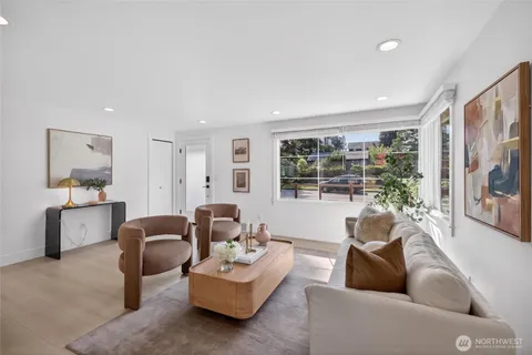 $949,000 | 3402 48th Avenue Southwest, Seattle, WA 98116