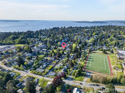 $949,000 | 3402 48th Avenue Southwest, Seattle, WA 98116