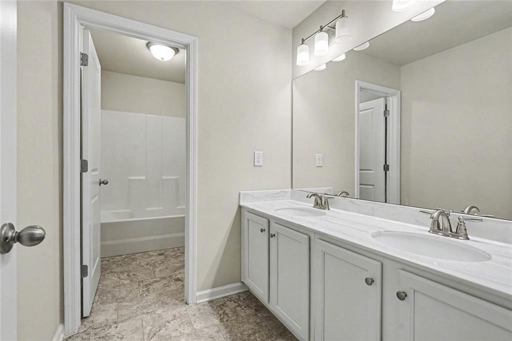 3575 Spring Pl Court Loganville, GA 30052 - Photo 20 of 38