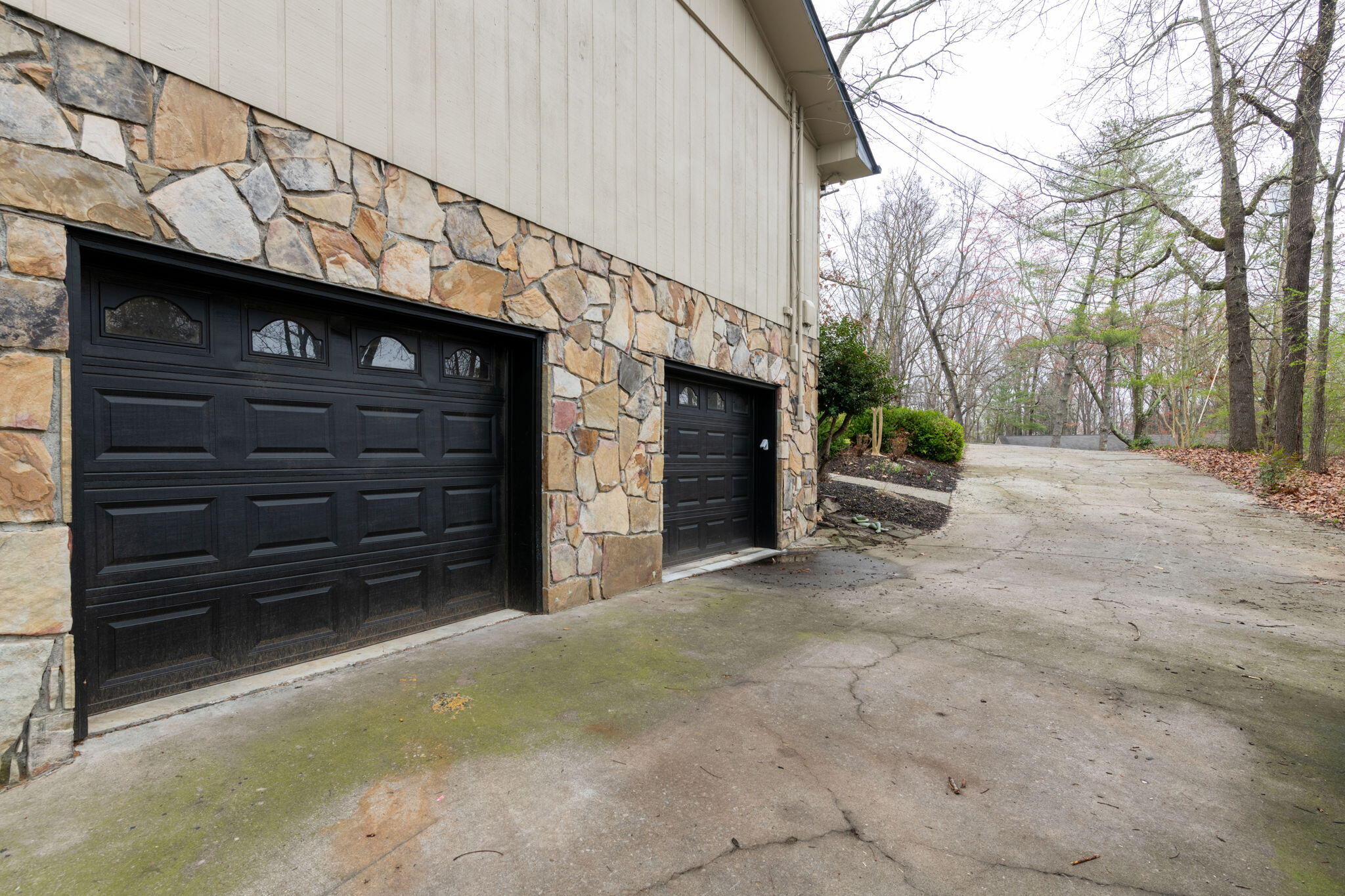 207 Red Wood Road Dalton, GA 30721 - Photo 40 of 53 Attached garage