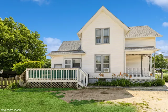 $167,000 | 211 East Main Street, Genoa, IL 60135