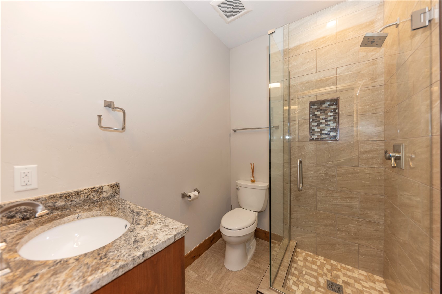 2045 Currant Way Silverthorne, CO 80498 - Photo 23 of 35