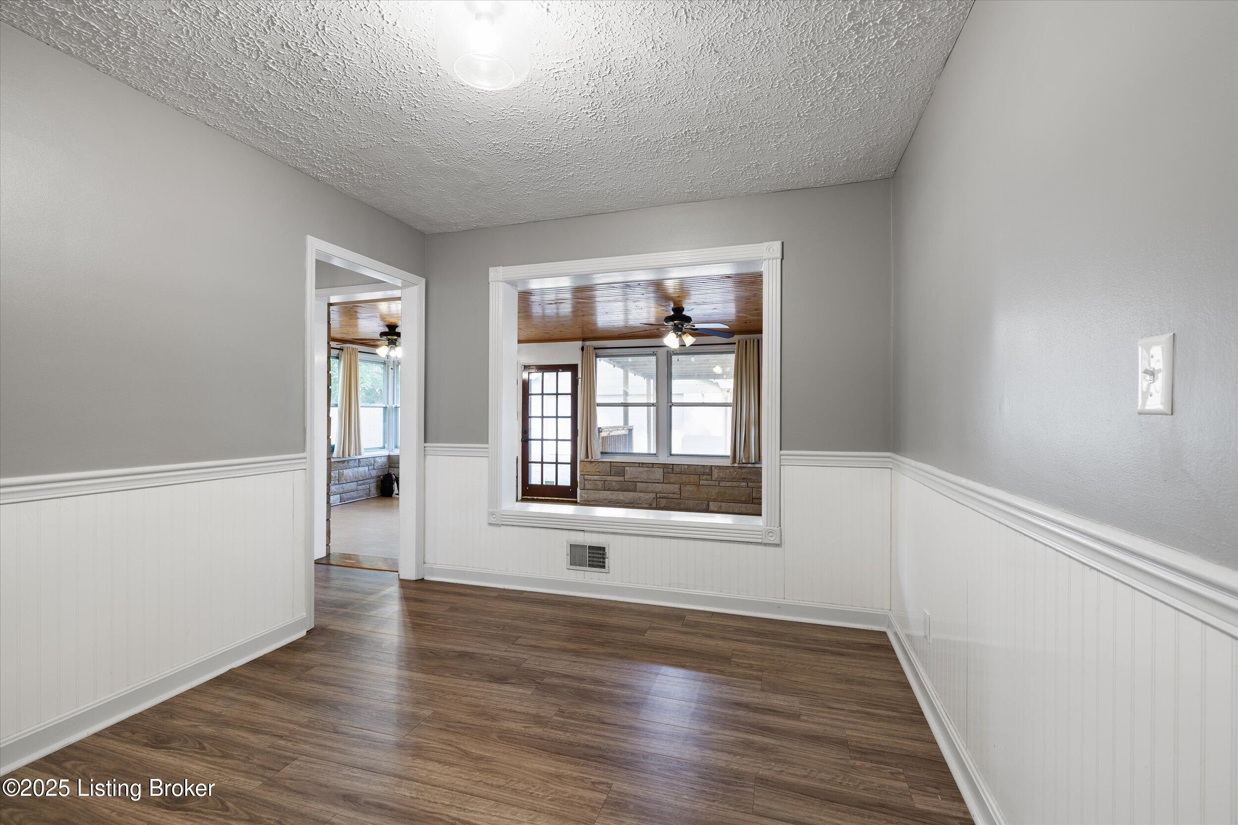 7718 Crestline Road Louisville, KY 40214 - Photo 13 of 33 30-RBWP7782